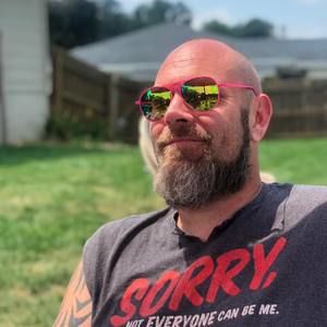 Meet your Posher, Eli